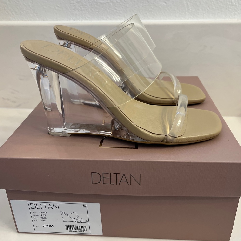 DELTAN Beige Clear Strap Wedge Sandals